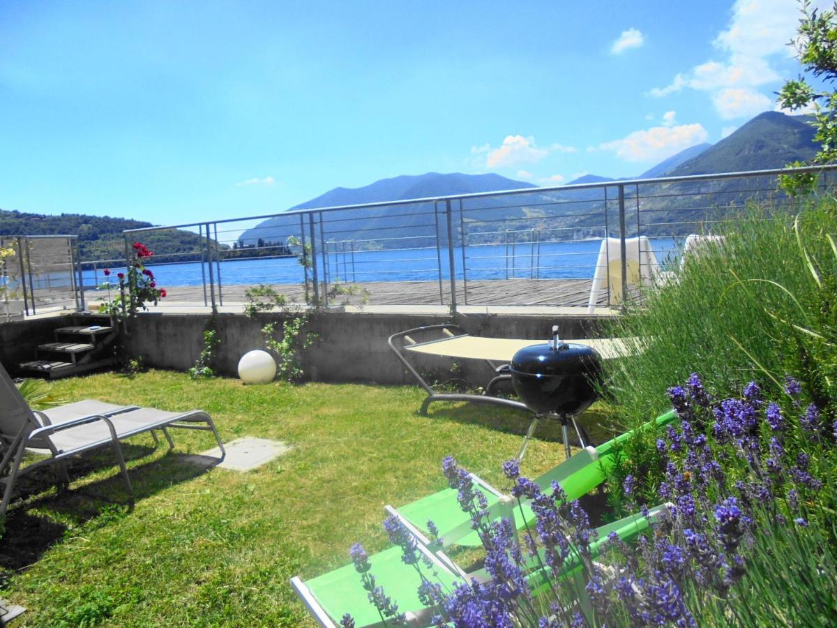 Dock House * Marone